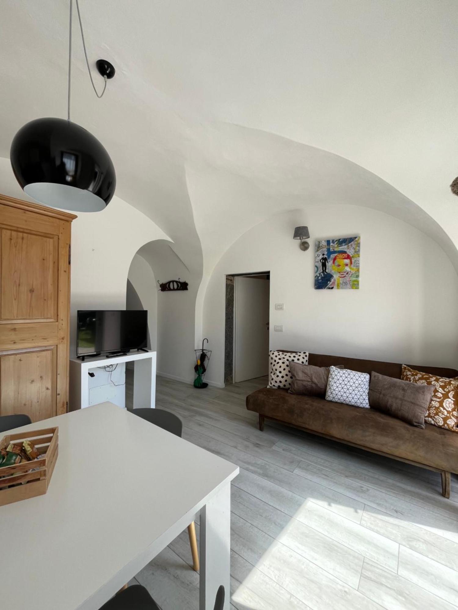 Casa Nina Apartman Mezzolago Kültér fotó